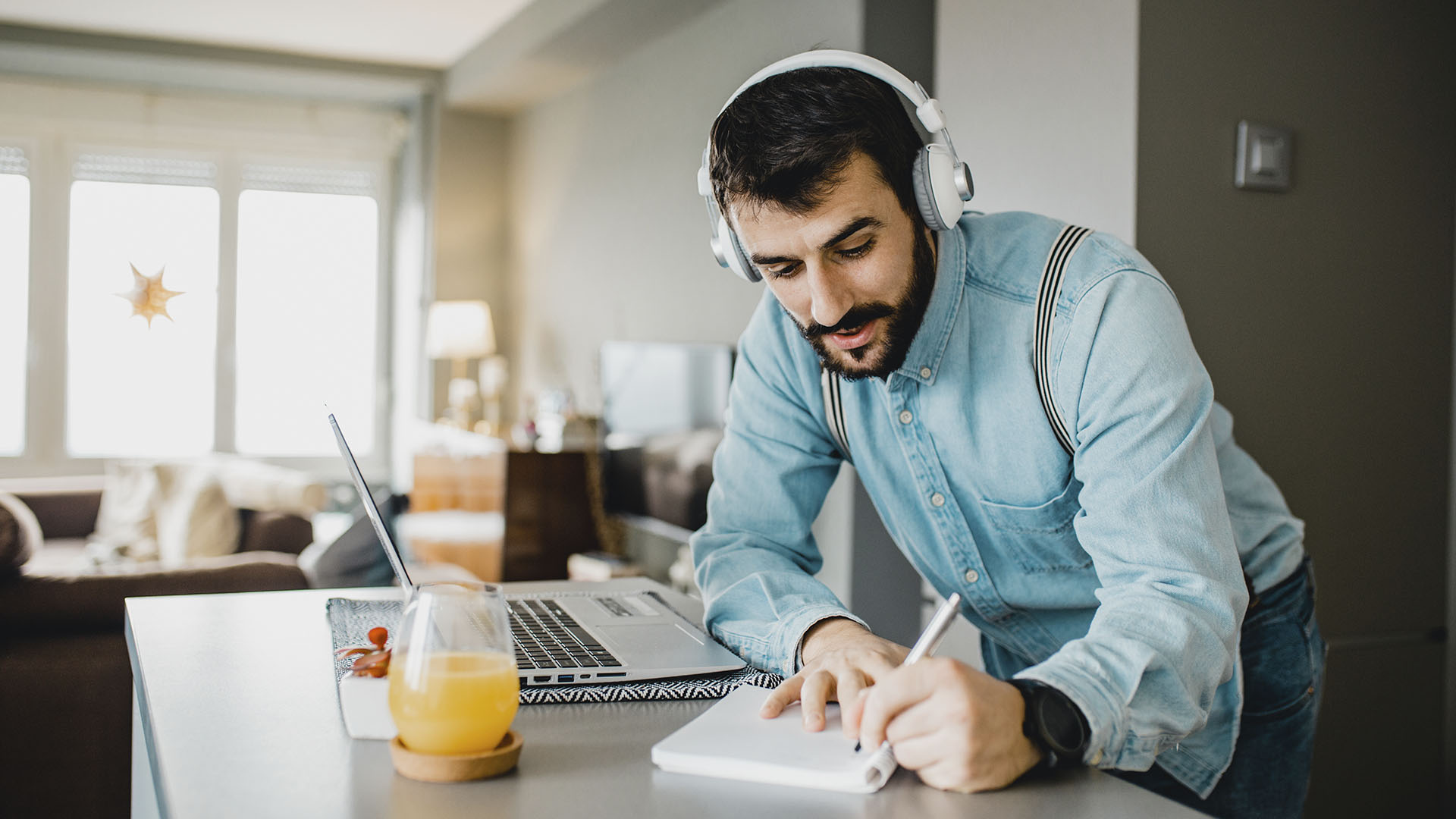 mental health impacts of AI