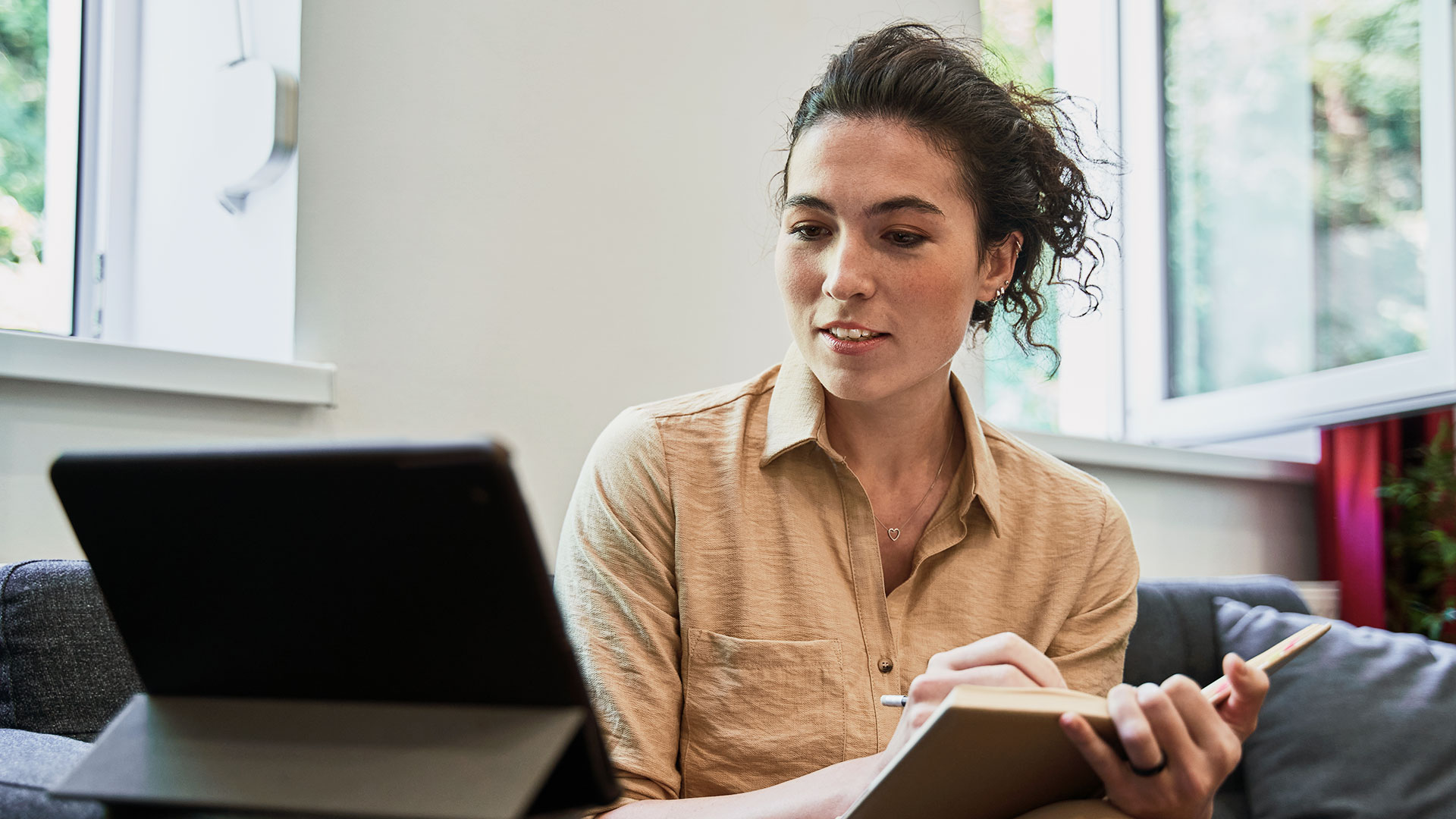 How HR pros are normalizing mental health conversations